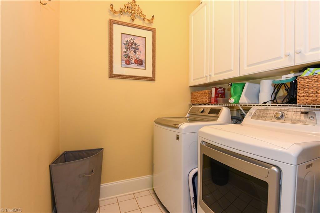 18 Heathrow Court Property Photo 20