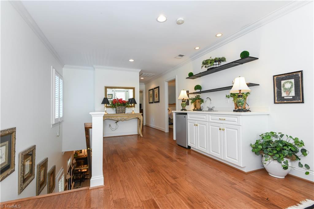 18 Heathrow Court Property Photo 29
