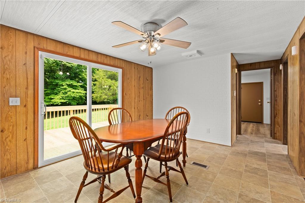 363 North Road Property Photo 12