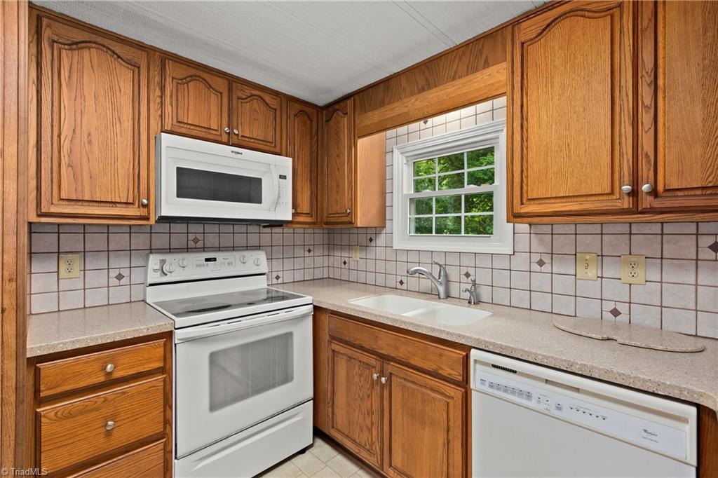 363 North Road Property Photo 15