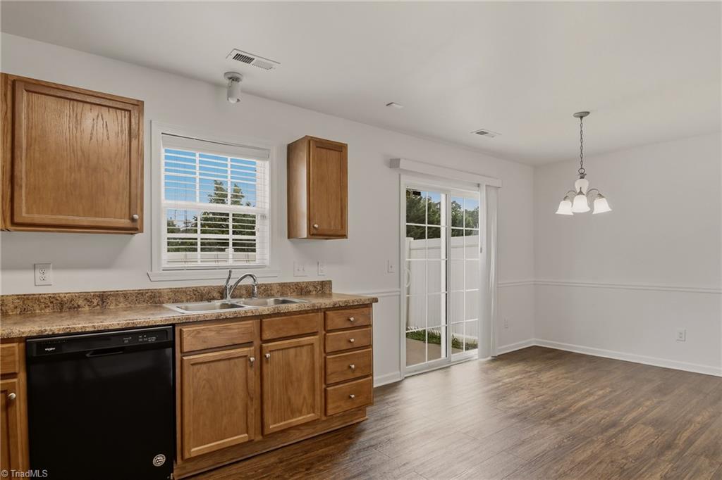 4020 Tarrant Trace Circle Property Photo 10