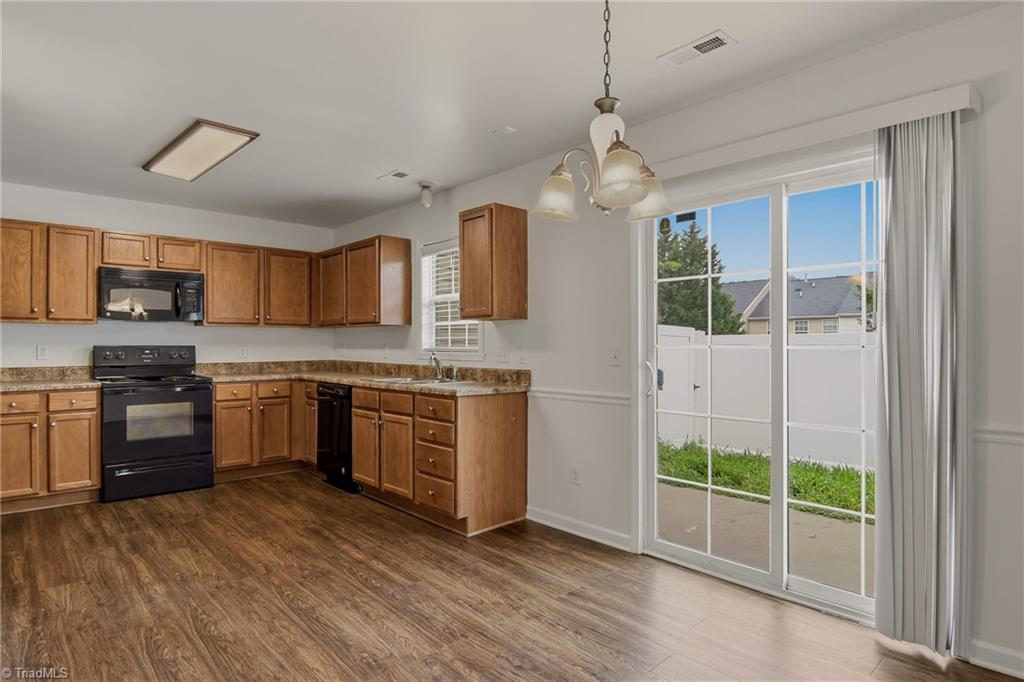 4020 Tarrant Trace Circle Property Photo 12