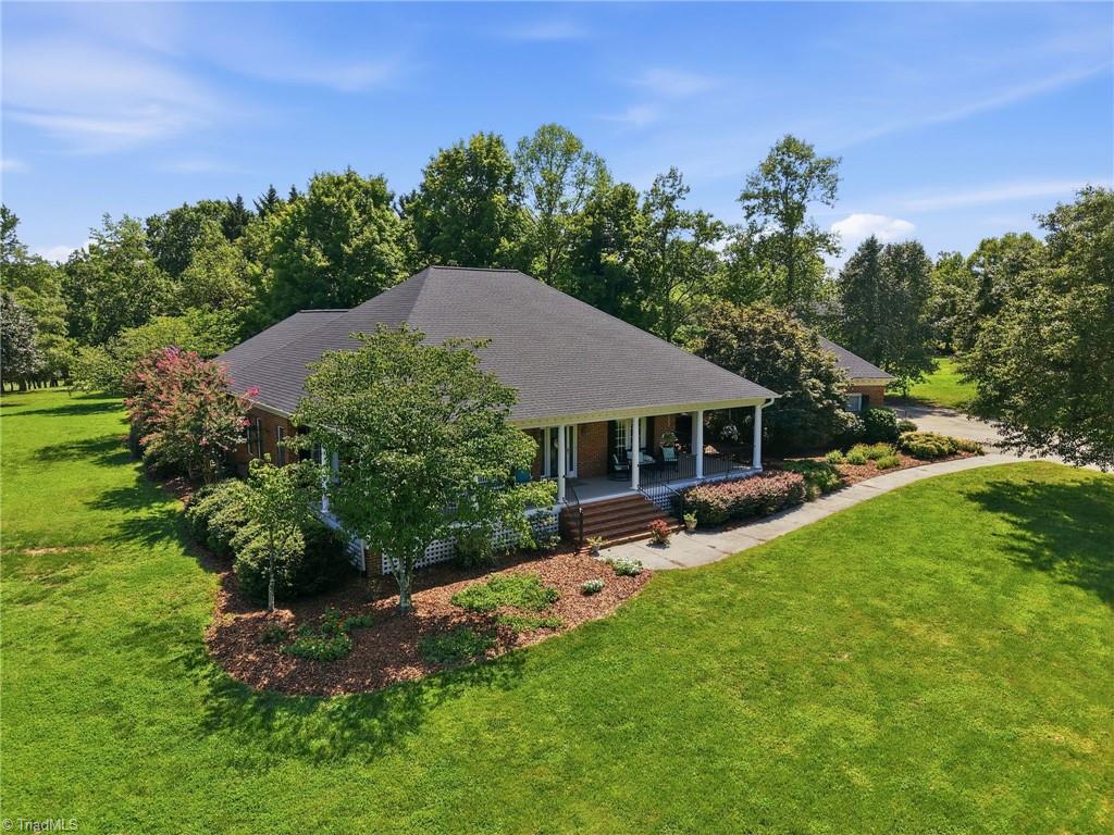 3922 Old Berkshire Drive Property Photo 1