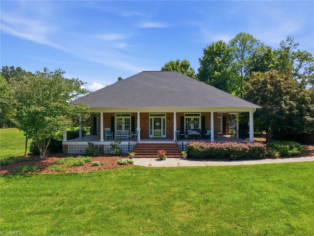 3922 Old Berkshire Drive Property Photo 2