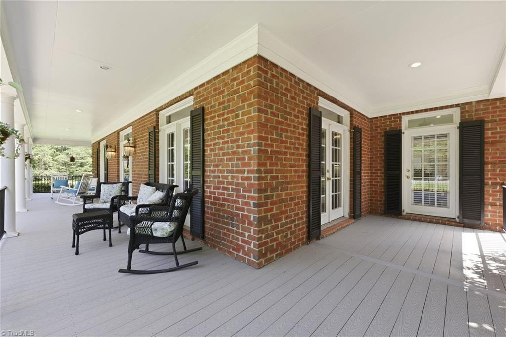 3922 Old Berkshire Drive Property Photo 6