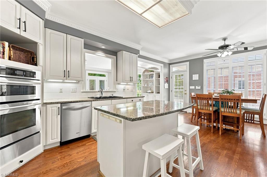 3922 Old Berkshire Drive Property Photo 15