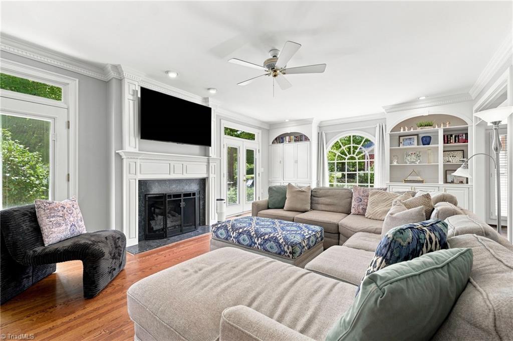 3922 Old Berkshire Drive Property Photo 17