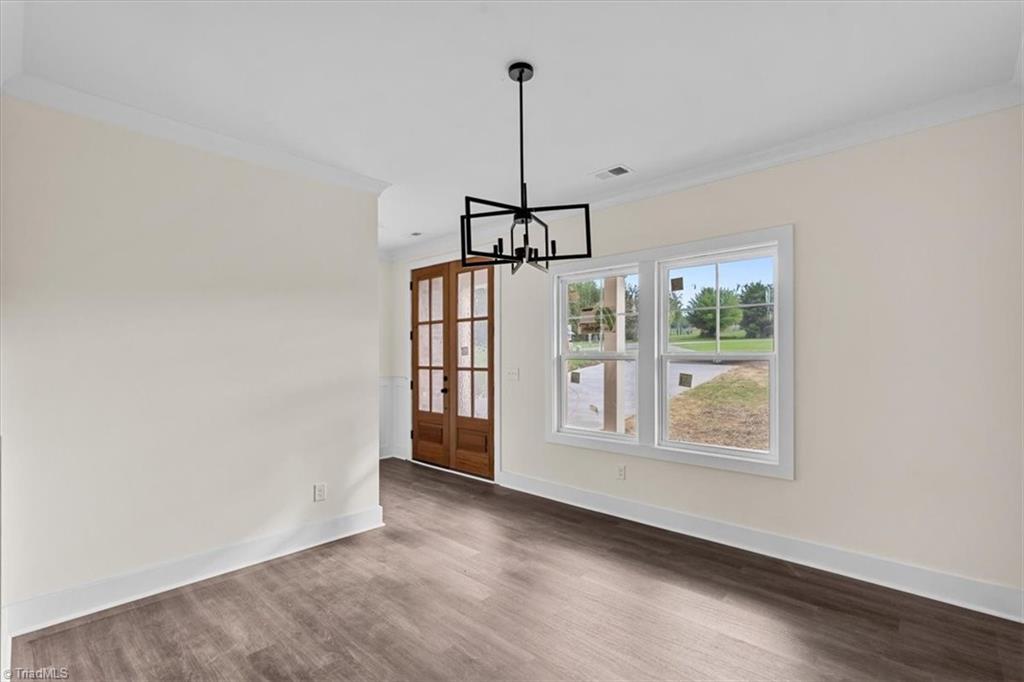 7908 Walkover Drive Property Photo 12