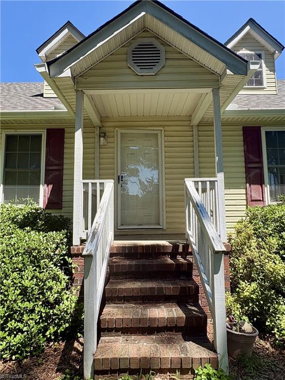 119 Gordon Drive Property Photo 4