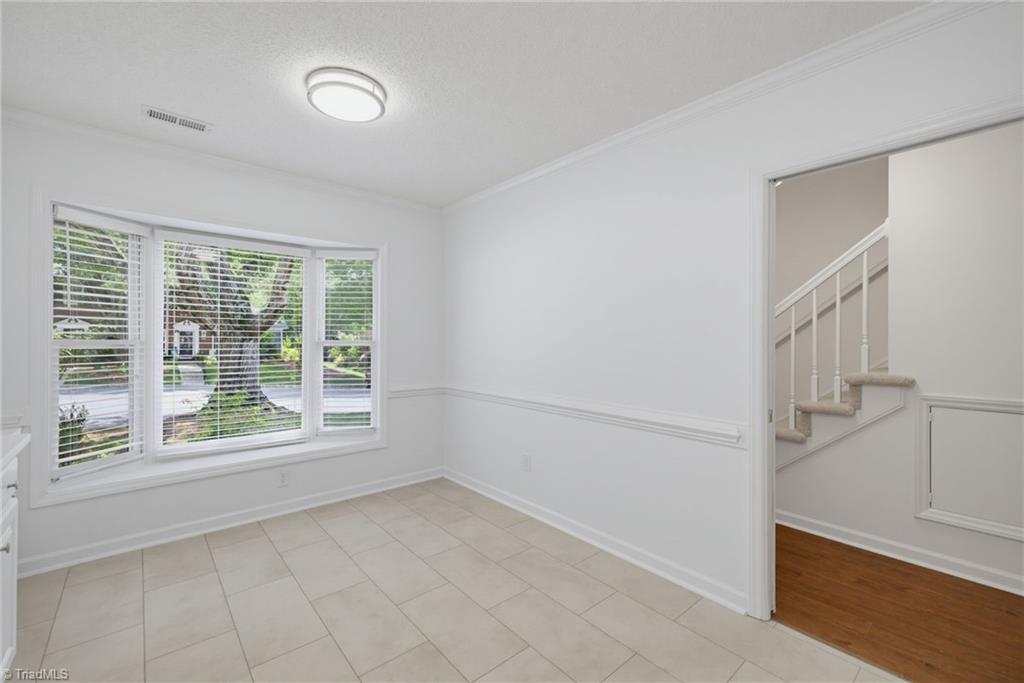 5427 Winters Way Property Photo 15