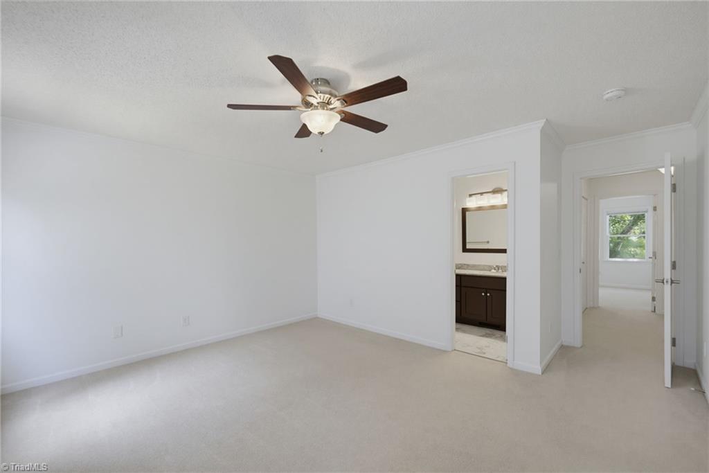5427 Winters Way Property Photo 21