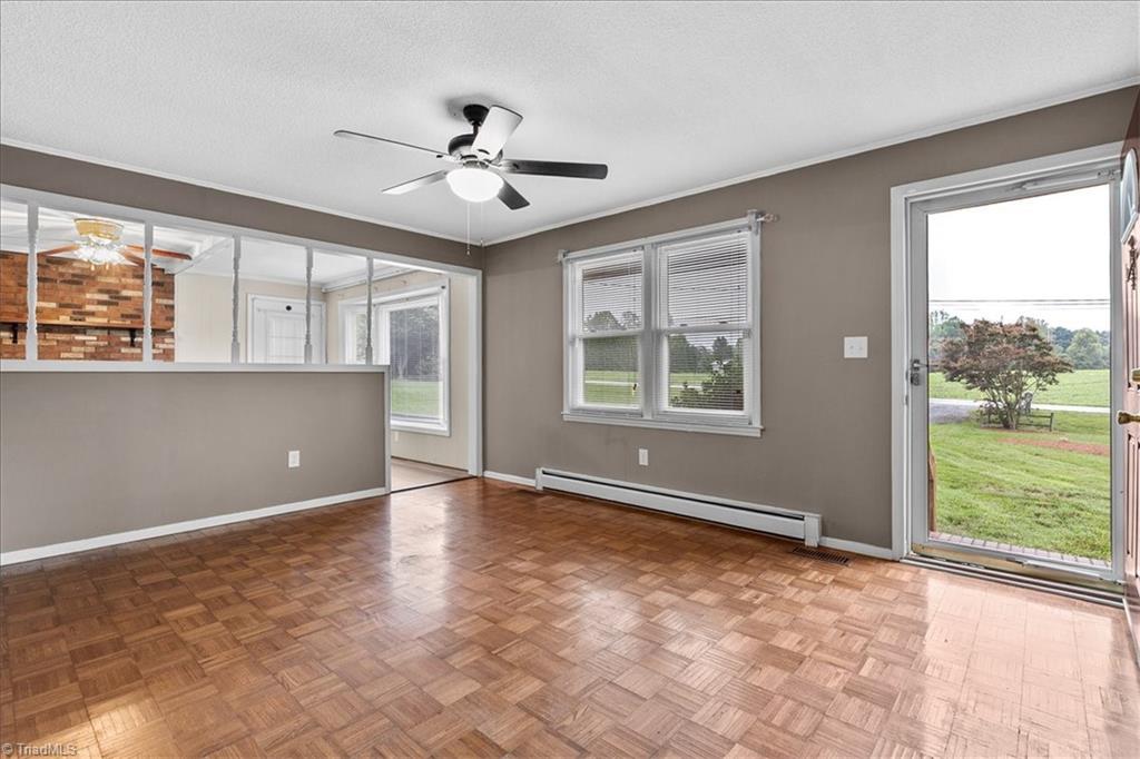 6514 Us Highway 158 Property Photo 7