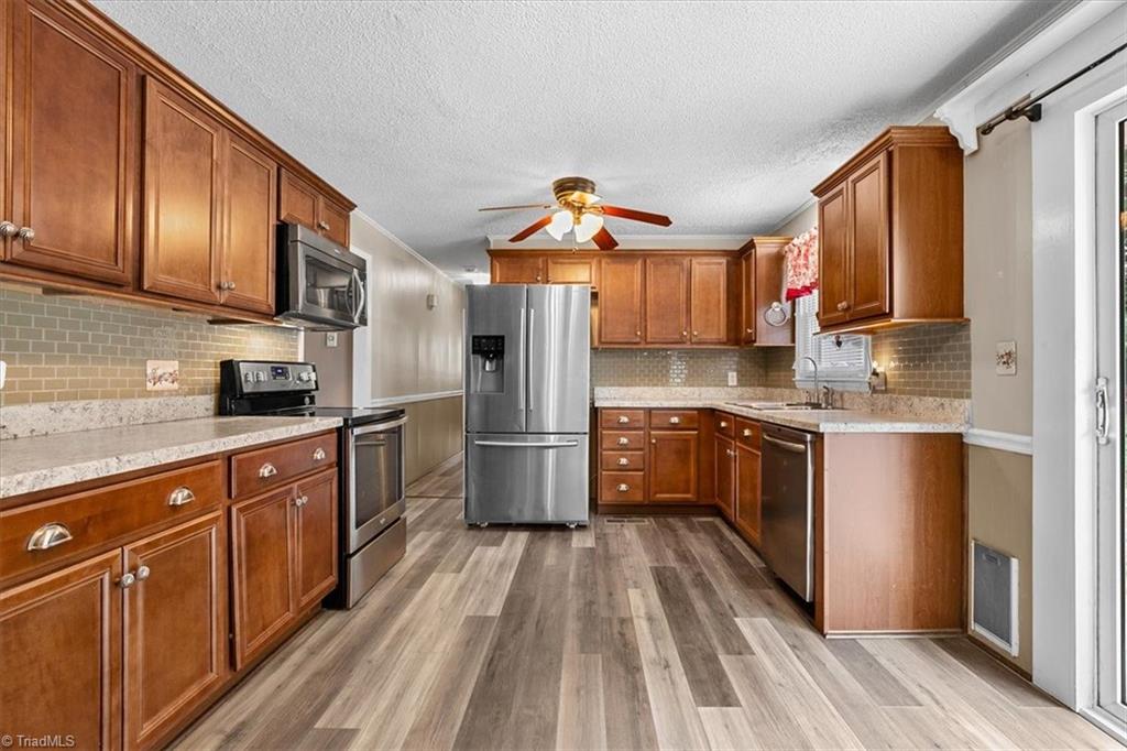 6514 Us Highway 158 Property Photo 22