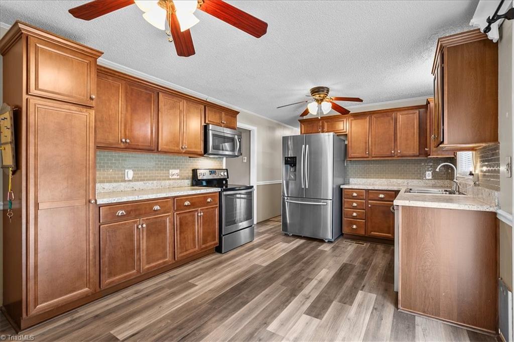 6514 Us Highway 158 Property Photo 23