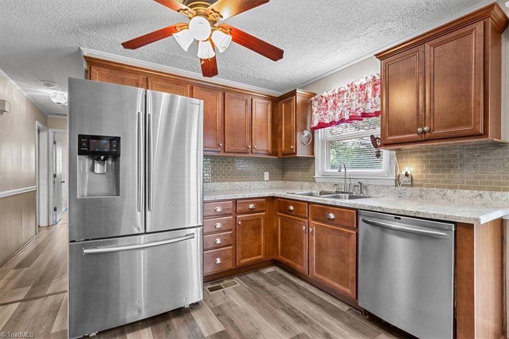 6514 Us Highway 158 Property Photo 24
