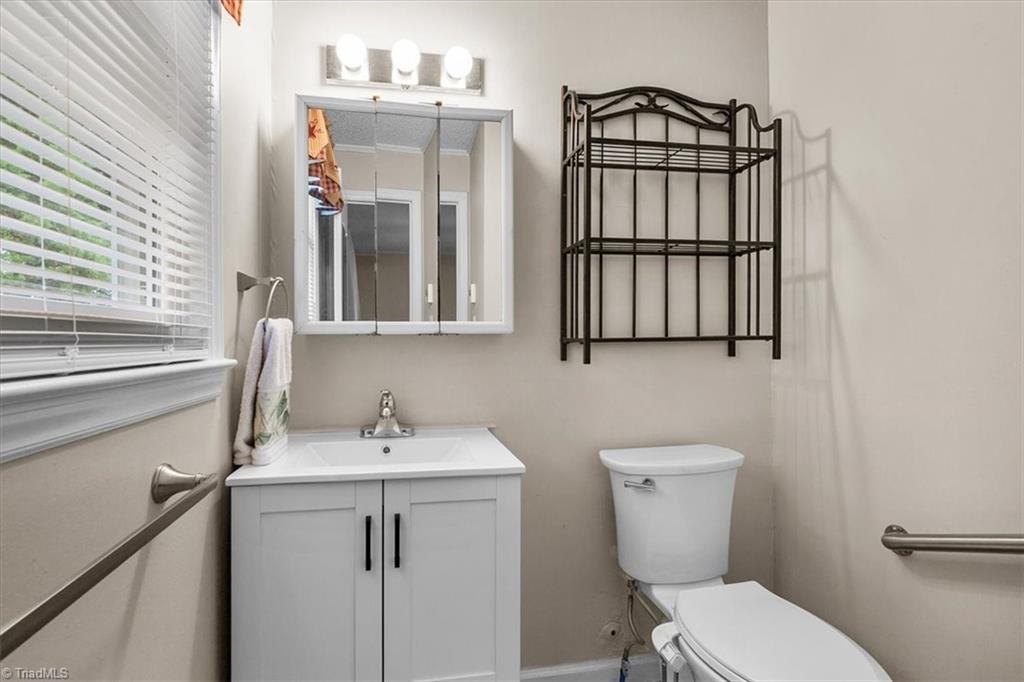 6514 Us Highway 158 Property Photo 28