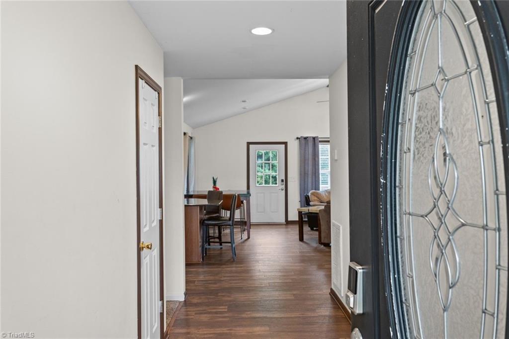 6050 Griffin Drive Property Photo 5