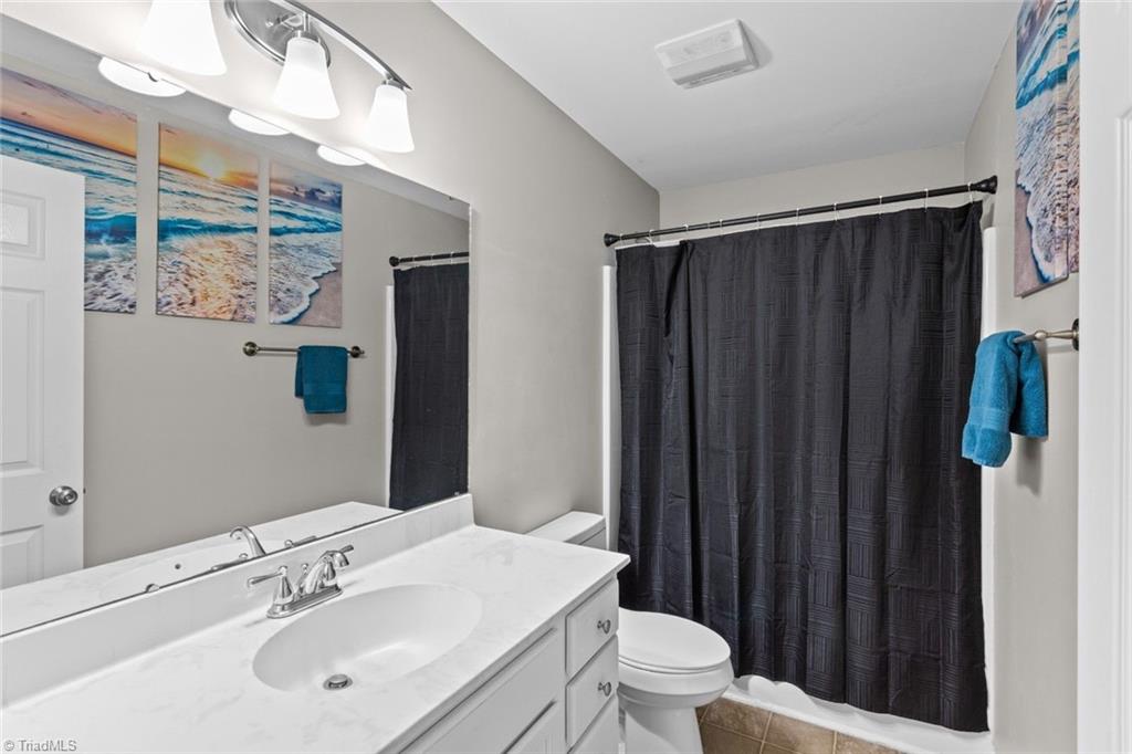 6050 Griffin Drive Property Photo 18
