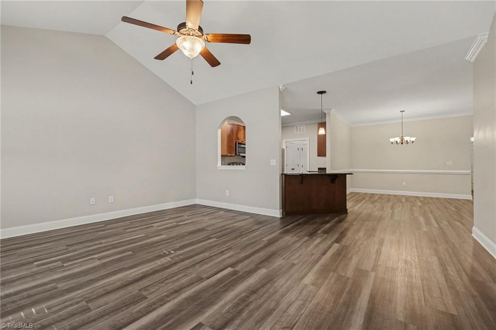 141 Chestnut Bend Drive Property Photo 4