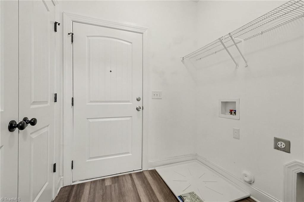 141 Chestnut Bend Drive Property Photo 12