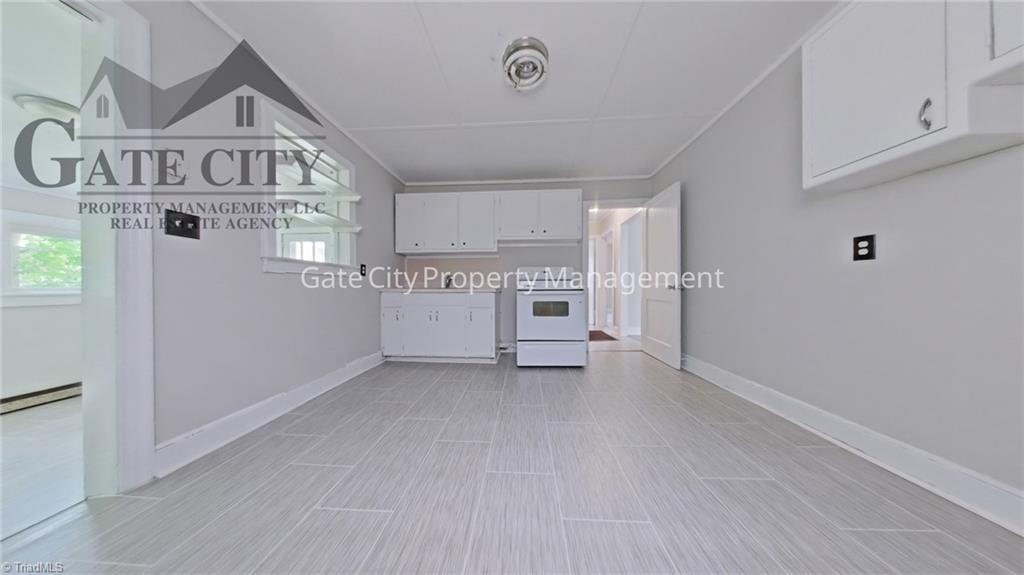 914 Randolph Street Property Photo 2