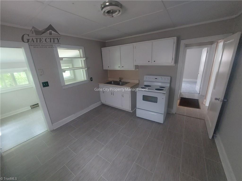 914 Randolph Street Property Photo 3