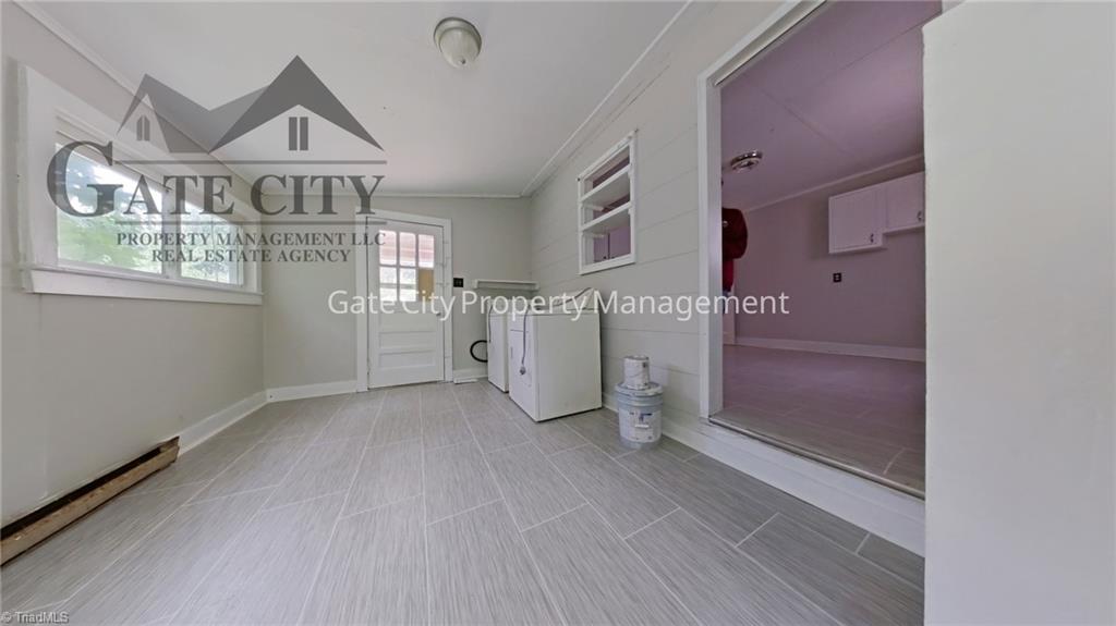 914 Randolph Street Property Photo 4