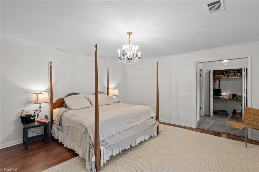 301 Carolina Avenue Property Photo 18
