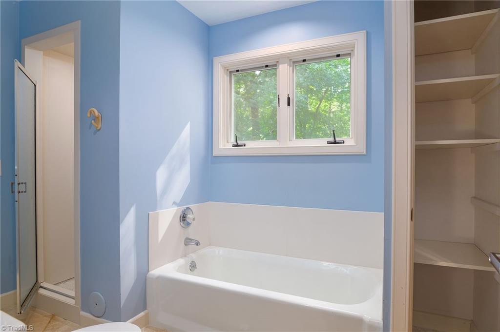 856 Buttonwood Drive Property Photo 33
