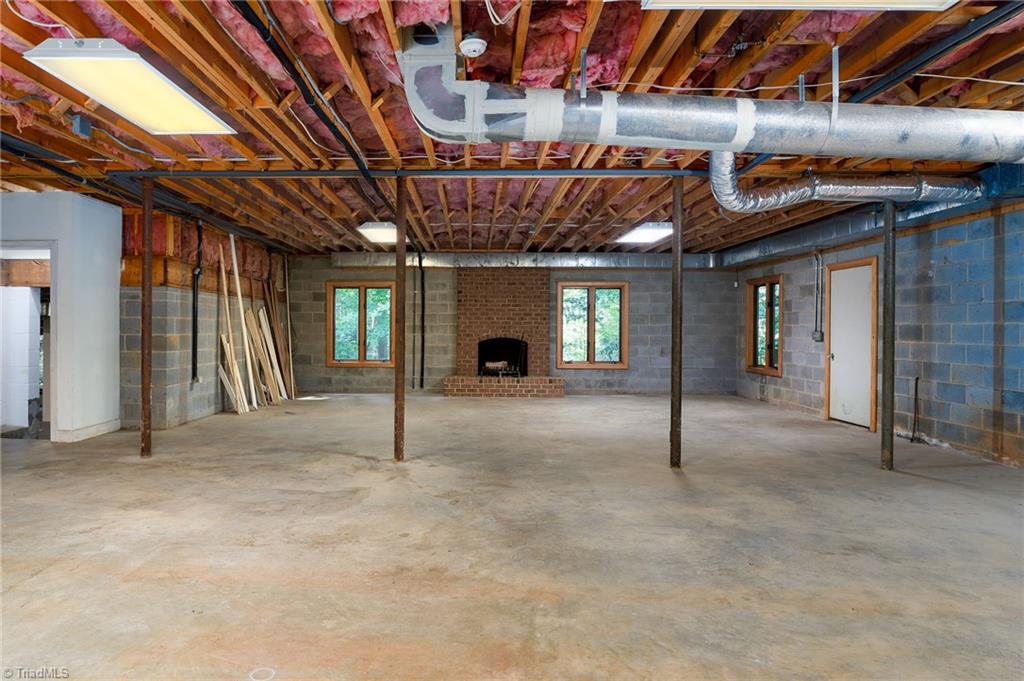 856 Buttonwood Drive Property Photo 39