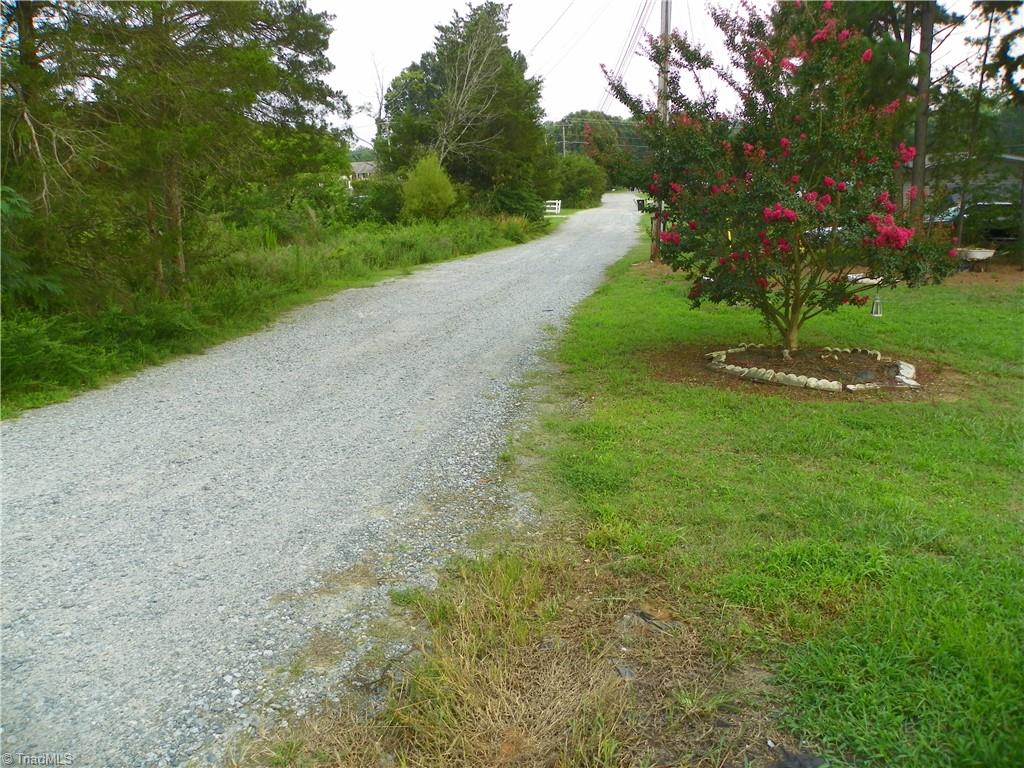 189 High Bluff Drive Property Photo 5