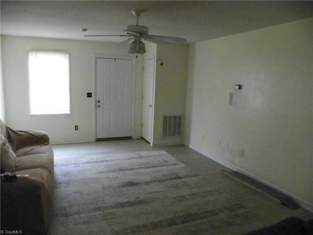 189 High Bluff Drive Property Photo 12
