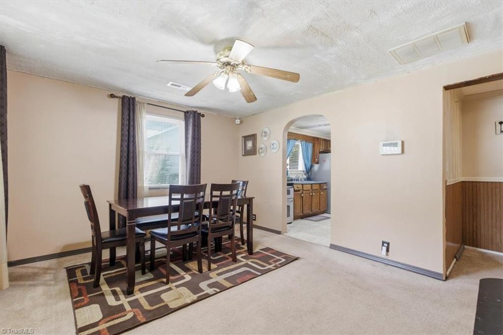 3914 Macarthur Road Property Photo 2