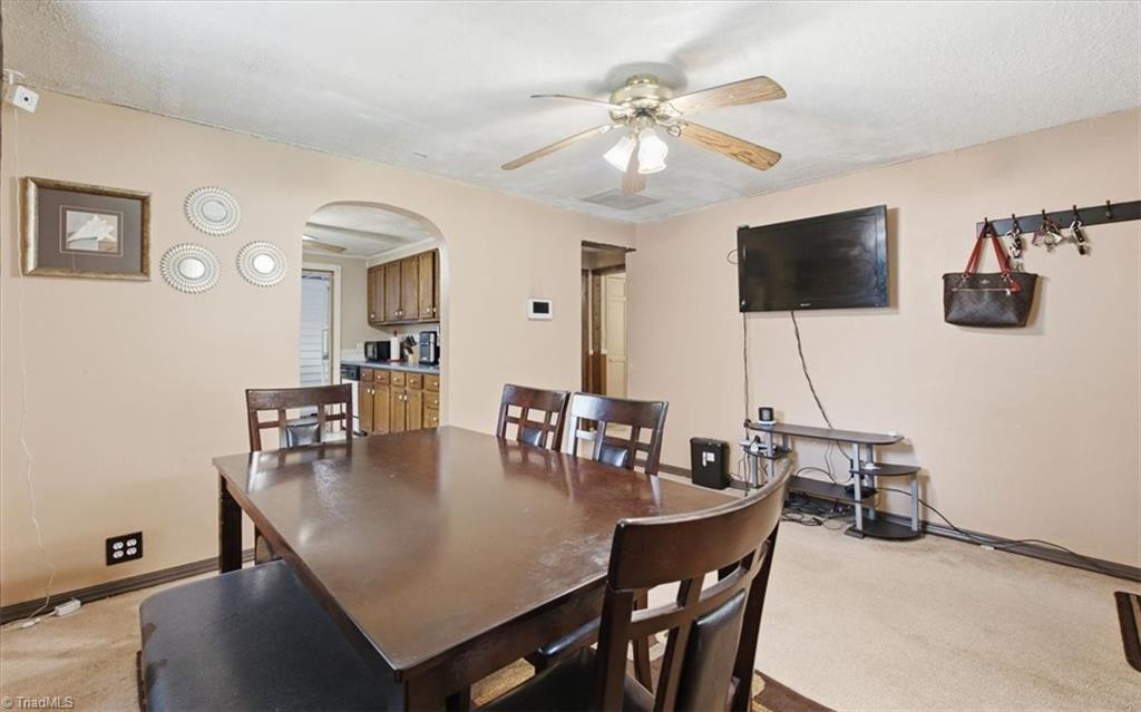 3914 Macarthur Road Property Photo 3