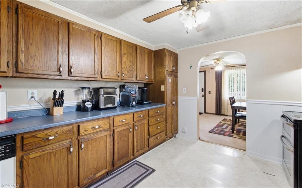 3914 Macarthur Road Property Photo 10