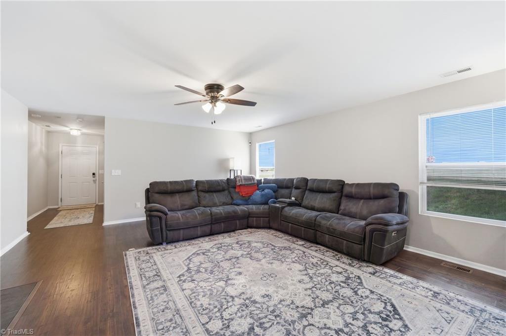 4560 Vernon Farms Boulevard Property Photo 8