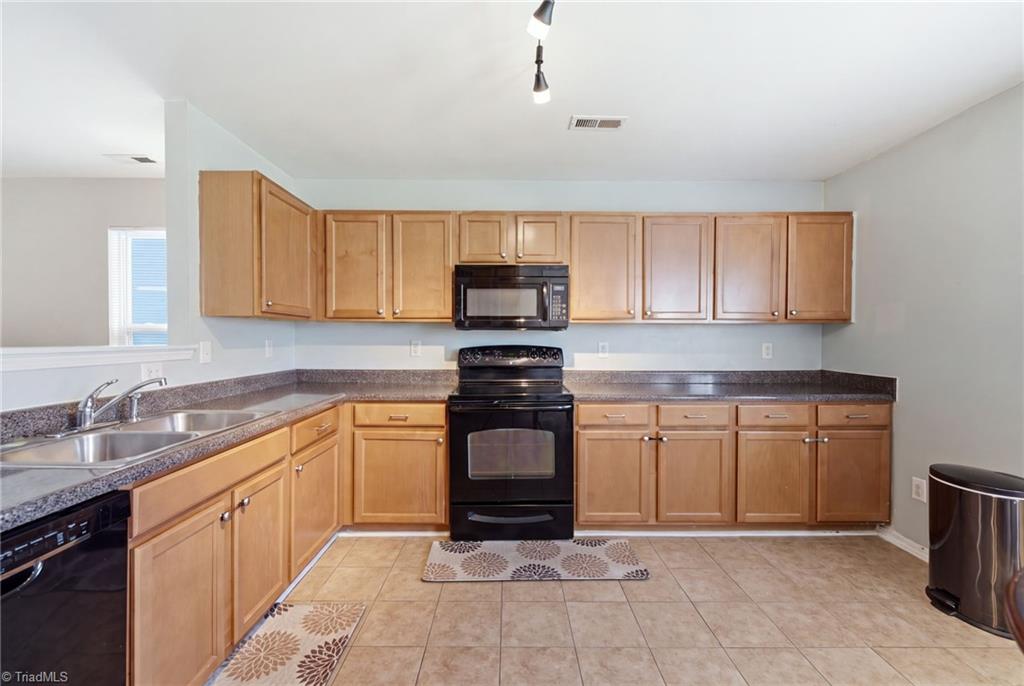 4560 Vernon Farms Boulevard Property Photo 13