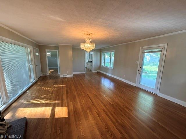 244 Weaver Street Property Photo 3