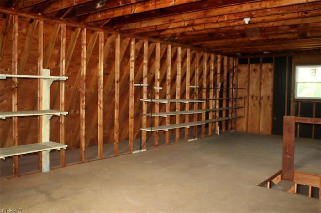 1000 Pine Circle Drive Property Photo 12
