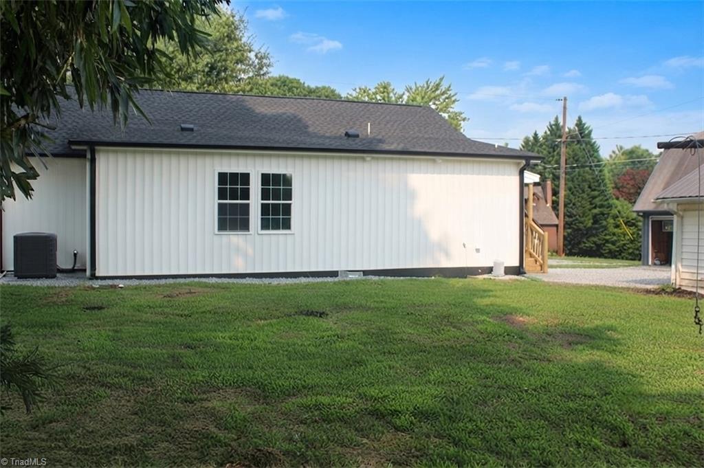 1000 Pine Circle Drive Property Photo 13