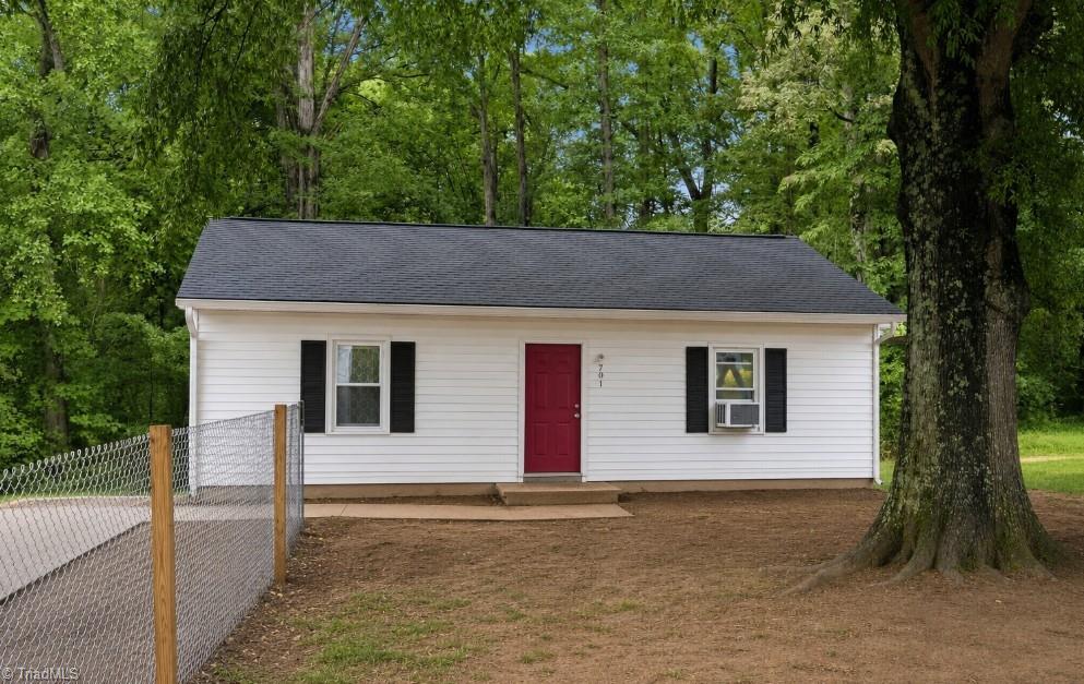 791 Falconbridge Road Property Photo 1