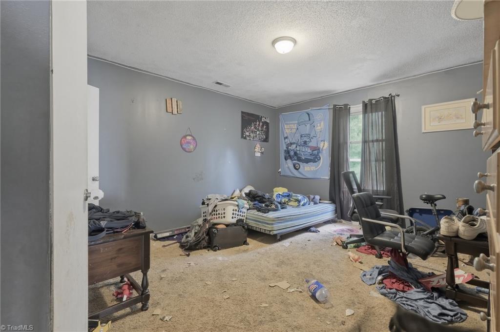 791 Falconbridge Road Property Photo 11