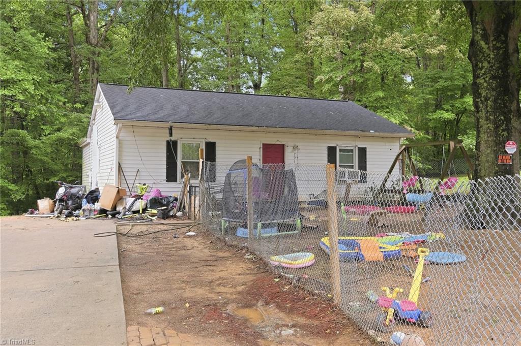 791 Falconbridge Road Property Photo 13