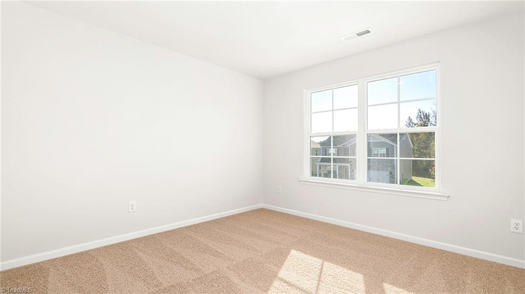 204 Hungerford Boulevard Property Photo 2