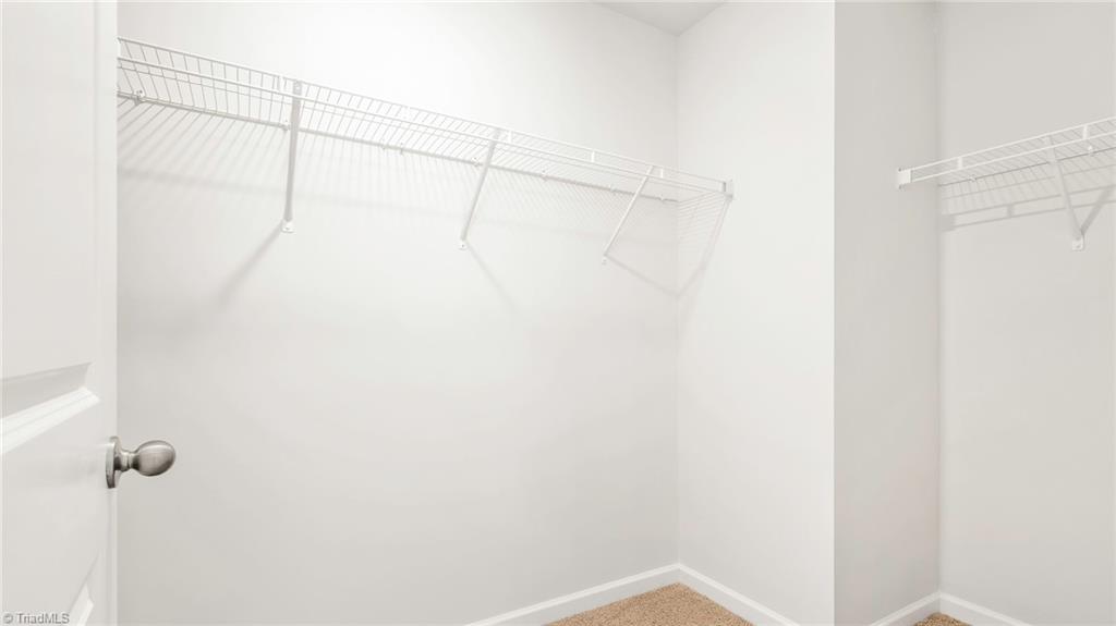 204 Hungerford Boulevard Property Photo 8