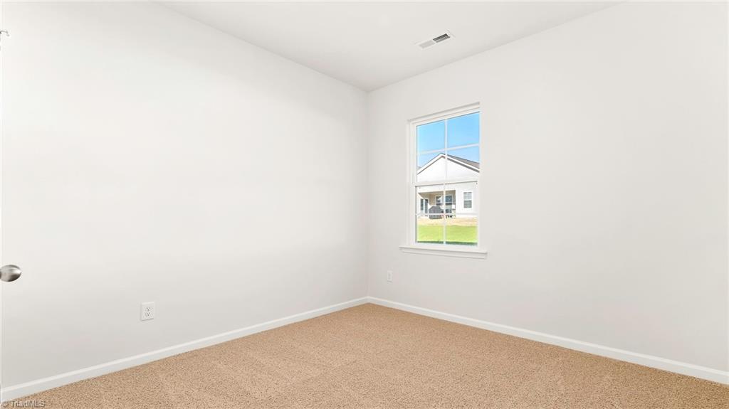 204 Hungerford Boulevard Property Photo 12