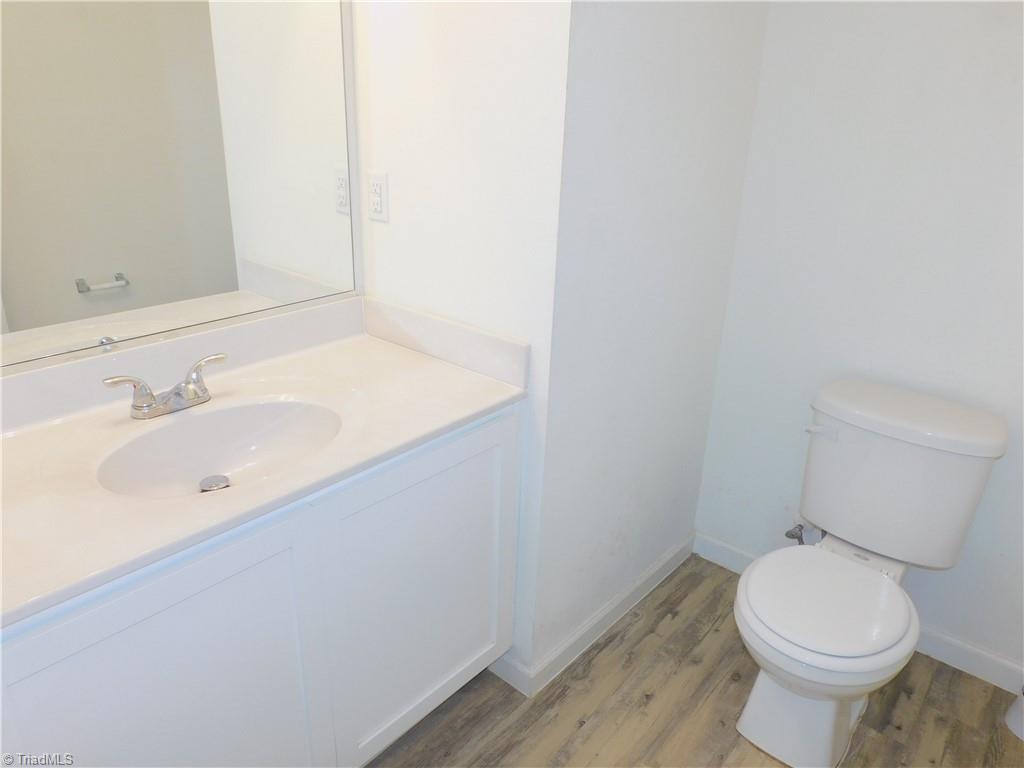 719 Torbay Drive Property Photo 8