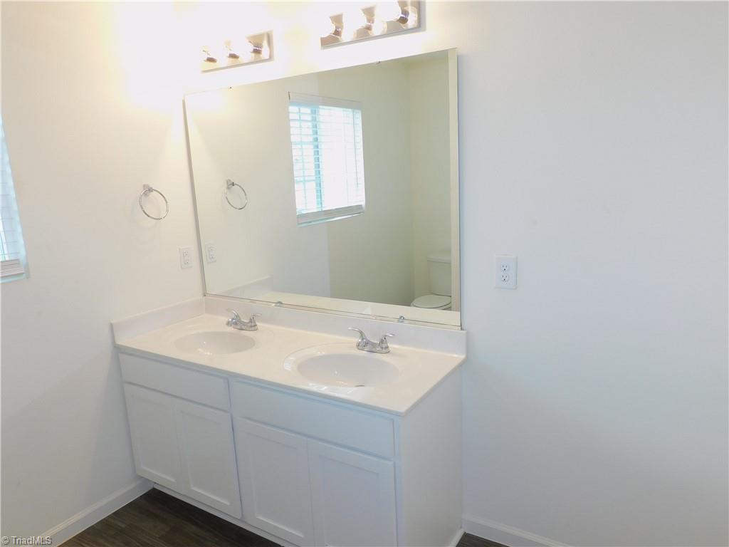 719 Torbay Drive Property Photo 11