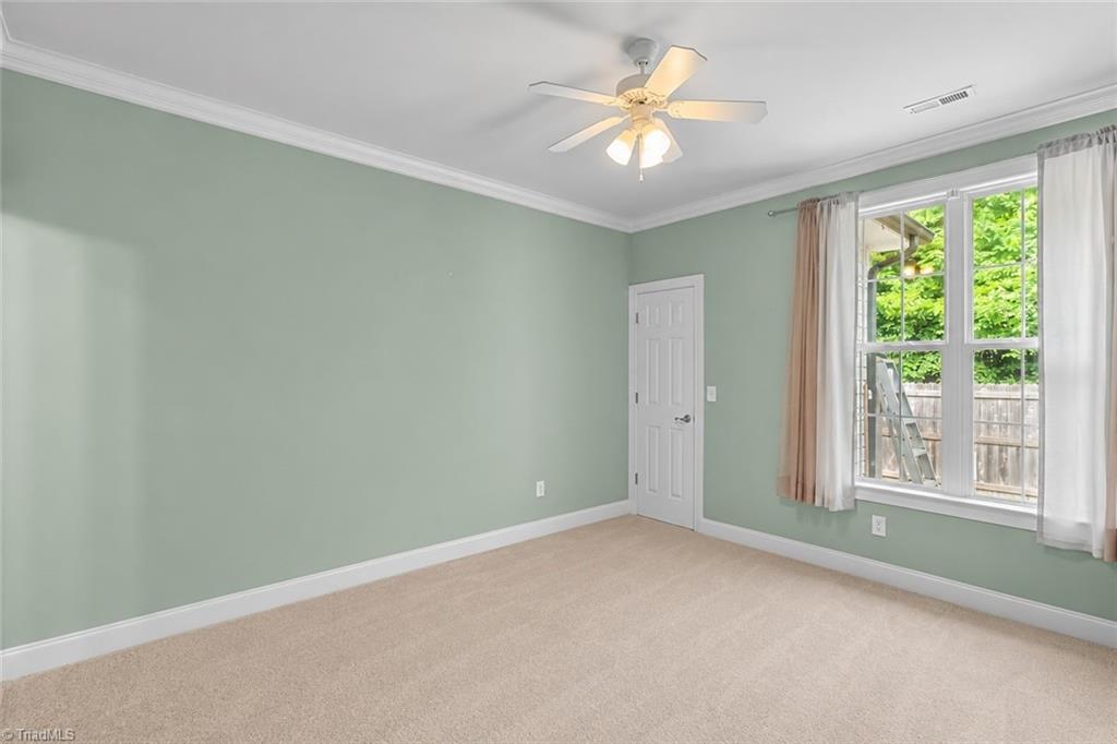 14 Rhododendron Drive Property Photo 15