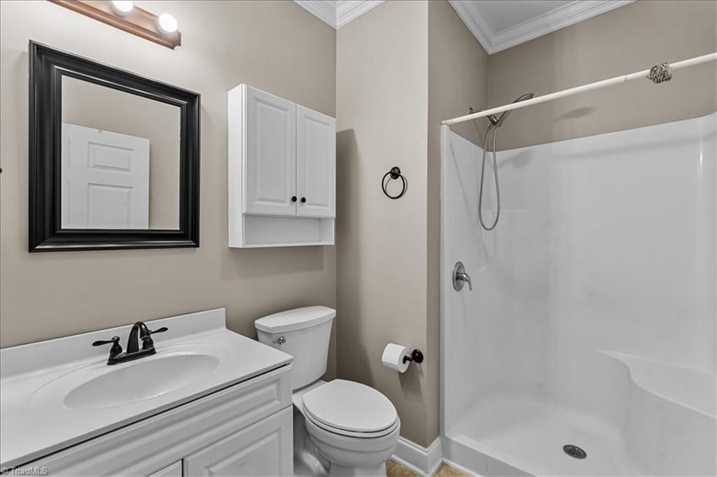 14 Rhododendron Drive Property Photo 18